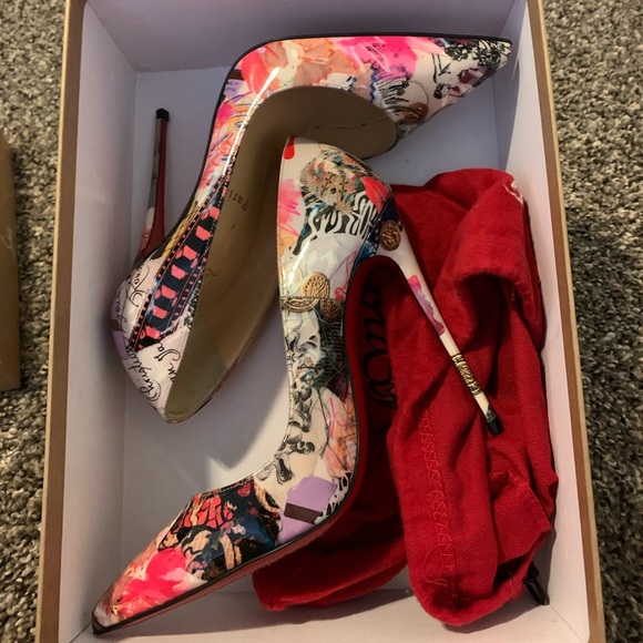 Heels - Picture 2 of 6